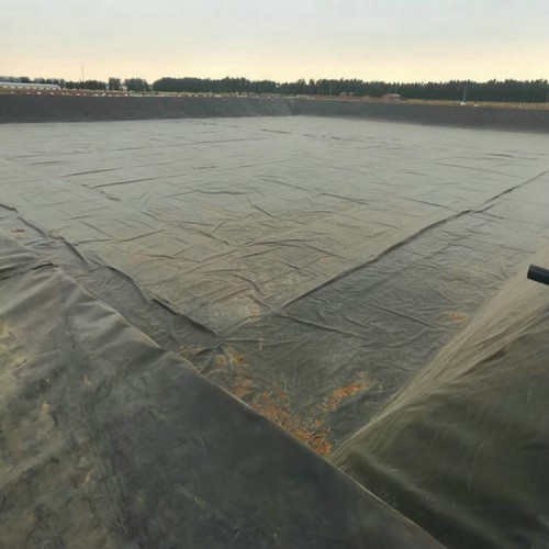 化工污水池防渗1.5mm土工膜 0.6mm防渗膜性能稳定