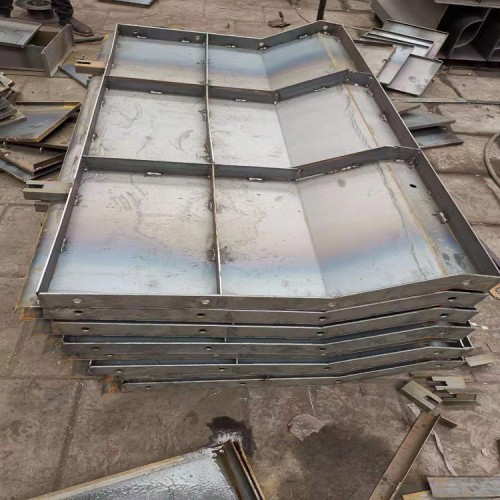 预制桥墩钢模板  防撞墙钢模具 铁路路基钢模板结构