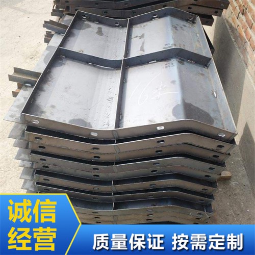 道路防撞墙模具 桥梁防撞墙模具 水泥防撞墙模具运费价格