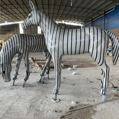 玻璃钢动物雕塑 公园小品雕塑 园林景观雕塑