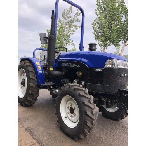 厂家供货雷沃704中型四轮拖拉机 四驱耕地机 质保一年