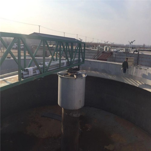 周边传动桥式刮泥机