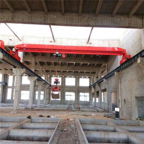 单梁葫芦抓斗起重机