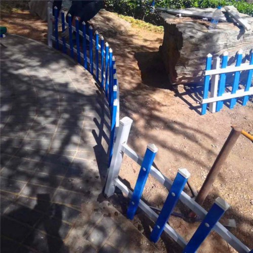 PVC围墙护栏  PVC护栏  PVC绿化带围栏