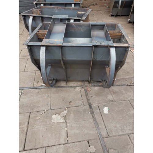 隔离墩模具 防撞隔离墩模具 钢制隔离墩模具