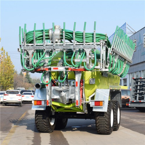 雨林厂家批发定制大型禽粪尿液撒肥机 养殖场沼液撒粪机