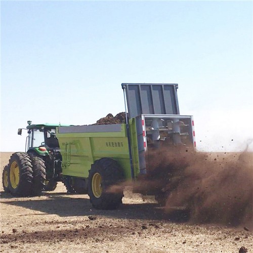 雨林厂家批发有机肥抛肥机 有机肥撒肥车可定制