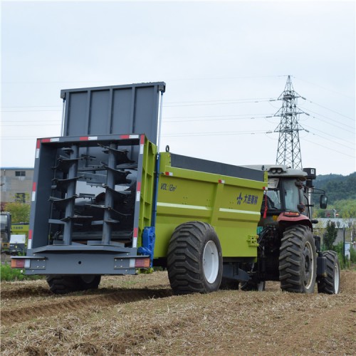 土杂肥撒肥车  扬肥机