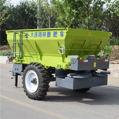 雨林厂家供应 双圆盘撒肥机 小型全自动粪肥抛粪车