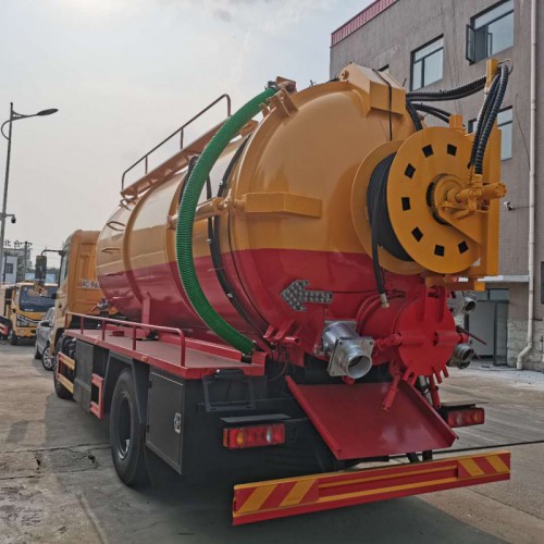 管道疏通吸污车 环卫吸污车厂家