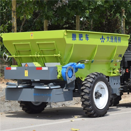 雨林厂家撒湿粪机 撒土粪车定制各种规格全国直发