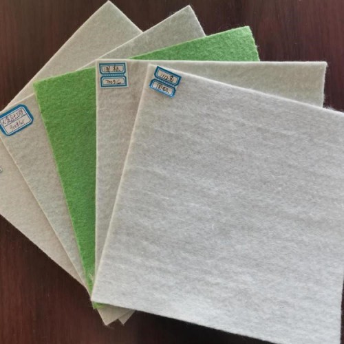 复合土工膜 水库河道防水两布一膜