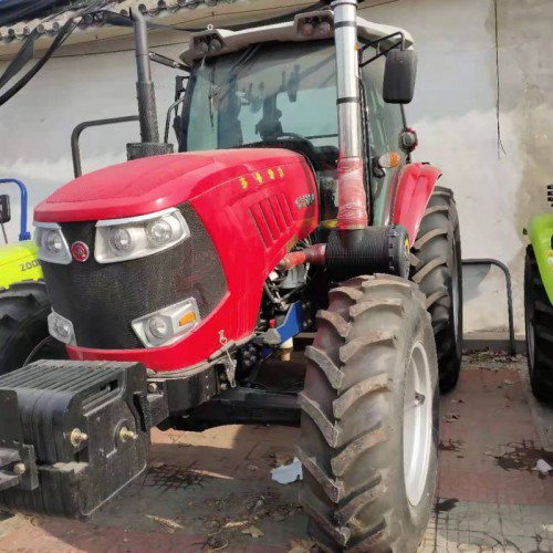 齐鲁常力1804农用拖拉机 大马力四轮四驱拖拉机 直补价