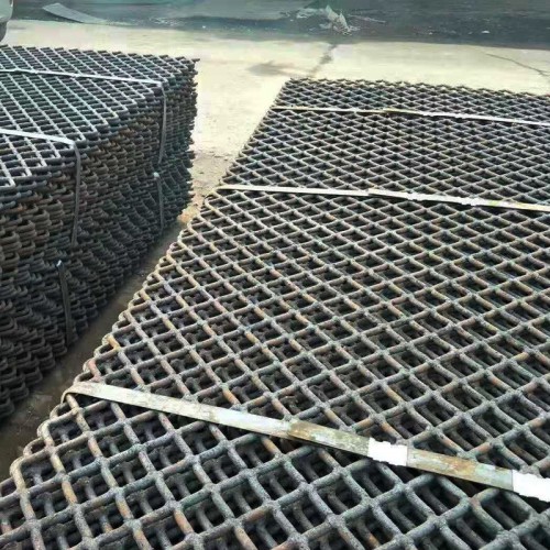 锰钢焊接筛网  高温热处理锰钢焊接筛网  圆孔锰钢焊接筛网