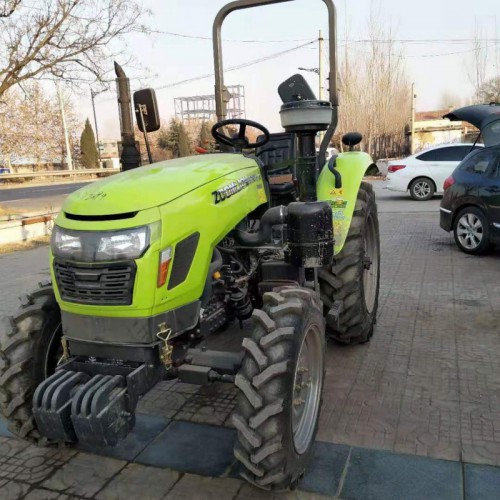 中联704农用四轮拖拉机 强压两组多路阀 多功能耕地机