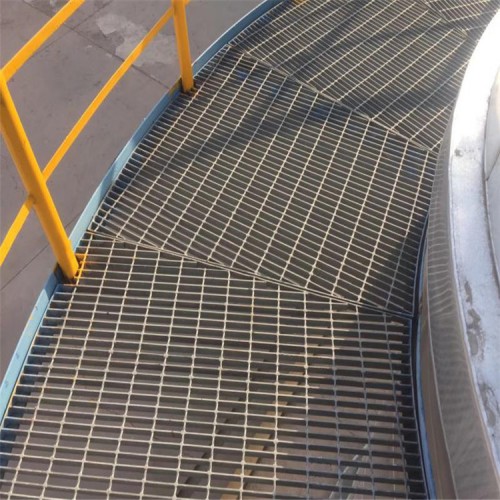 石家庄市钢格板直接生产厂家 钢格栅板价格