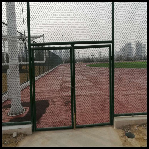 网球场围网厂家 体育场围网价钱
