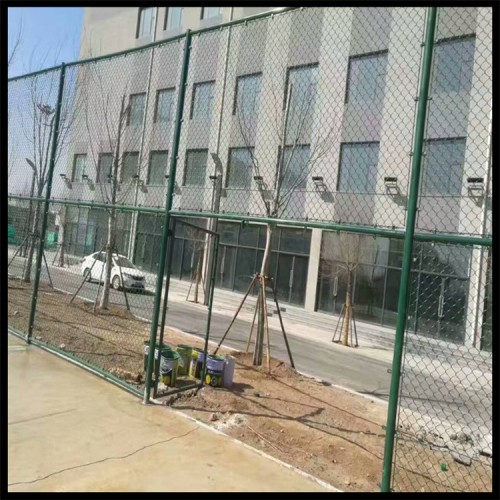 篮球场网球场围网 球场围栏的价格