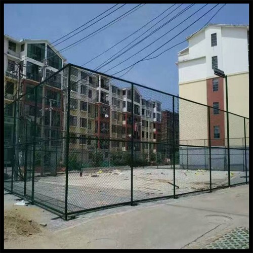 体育场球场护栏网 排球场围网多少钱