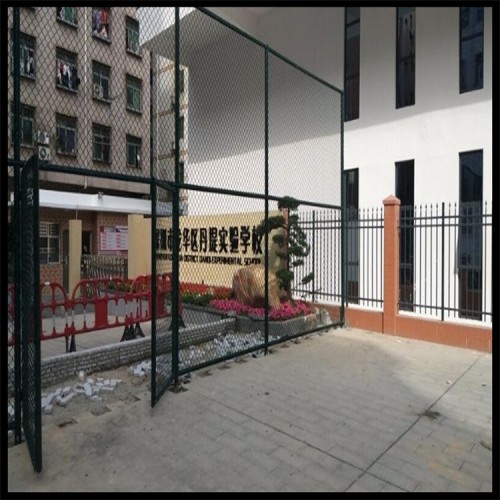 丹东围网体育场围栏 湖南体育场围网