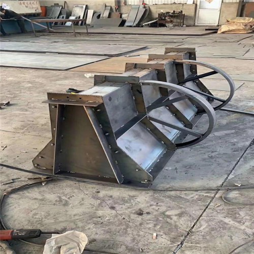 隔离墩模具 隔离墩钢模具厂家 预制隔离墩钢模具