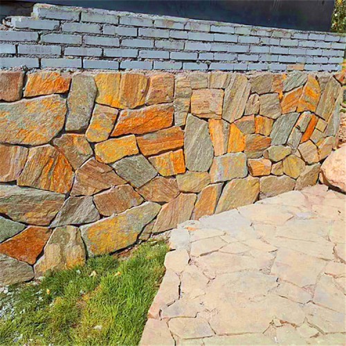 锈色碎拼片石铺地 贴墙 垒墙石 浆砌片石
