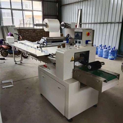 足贴枕式包装机 暖宝宝可排气包装设备