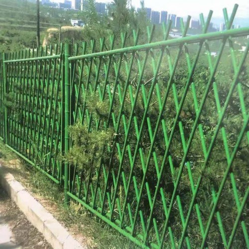 草坪仿竹护栏