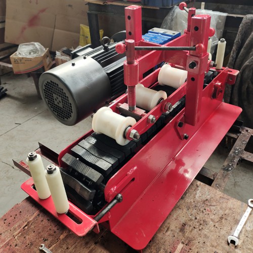 履带式电缆铺设机 可调速电机传送机 180电缆拉线机