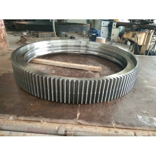 合肥木材烘干机大齿轮加工工序和安装步骤 3.9米 齿数152