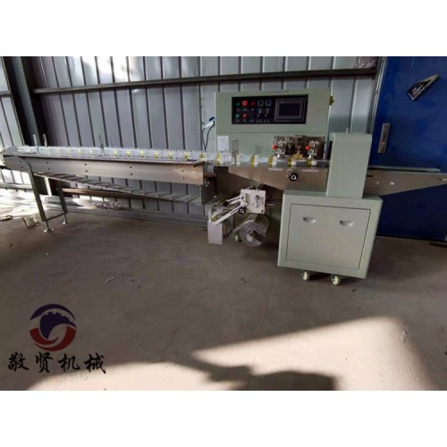小型薄饼糕点卧式包装机械 自动航空餐具枕式包装机