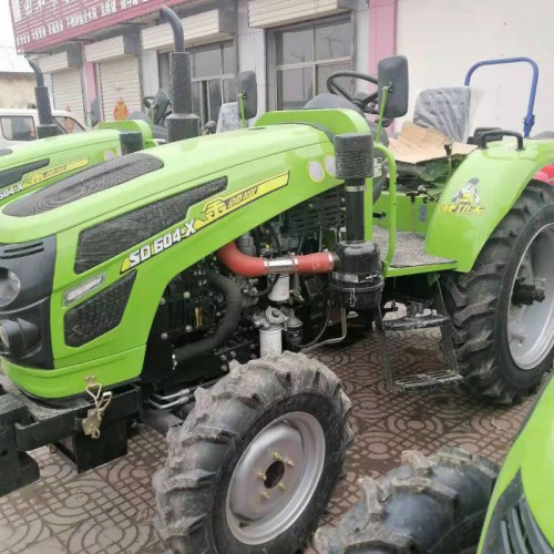 厂家供应萨丁604农用四轮拖拉机 强压多路阀 8+8梭式换挡