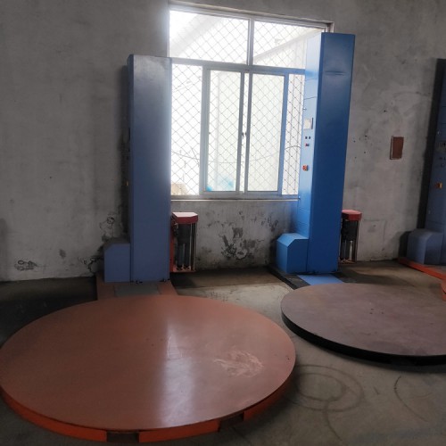 自动拉伸薄膜缠绕机