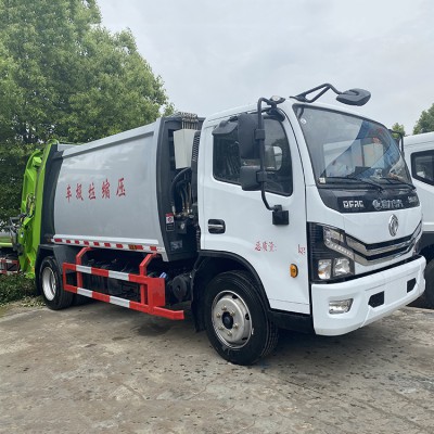 多利卡8方压缩垃圾车 市政环卫垃圾车 厂家供应质优价美