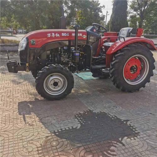 全新补后万年红504拖拉机 四驱高配置多用途旋耕犁地拖拉机