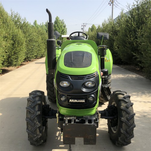 萨丁604农用四轮拖拉机 可跨境出售 电启动拖拉机