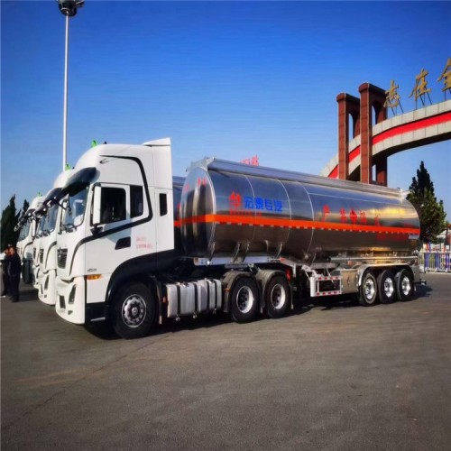 易燃液体罐式运输半挂车