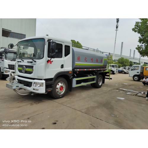 洒水车 东风洒水车