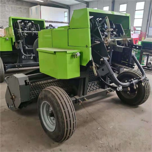 方捆小麦秸秆打捆机