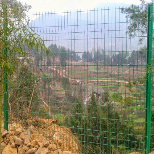 围墙护栏网  铁丝防护网河北厂家直销