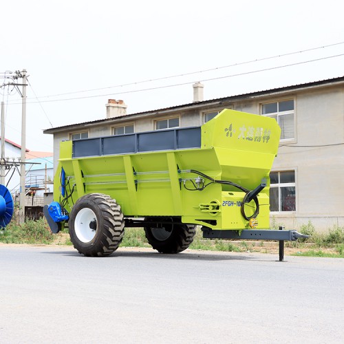 大连雨林农家肥扬粪机 新型牛羊粪抛粪车 产地货源支持一代发货