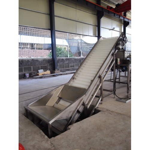 山楂网带式热风烘干设备_烘干机