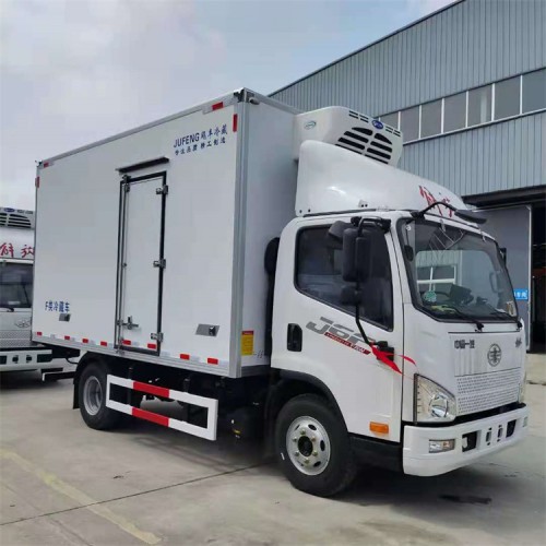 蓝牌解放J6F重载8吨冷藏车 宽体2.3米冷藏车厂家直销价格