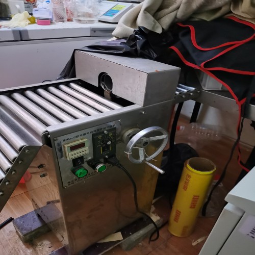 香肠扎线机  肉肠系线机 腊肠扎线机