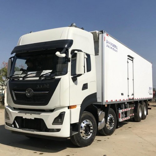 东风天龙KL冷藏车厂家9米6冷链车自动挡32吨前四后八多少钱