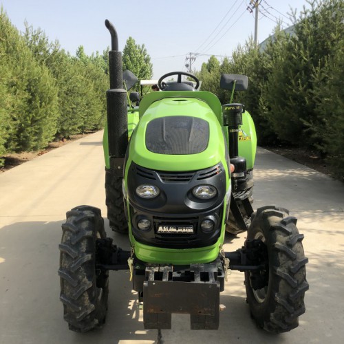 萨丁604农用四轮拖拉机 强压两组多路阀液晶档把平地板