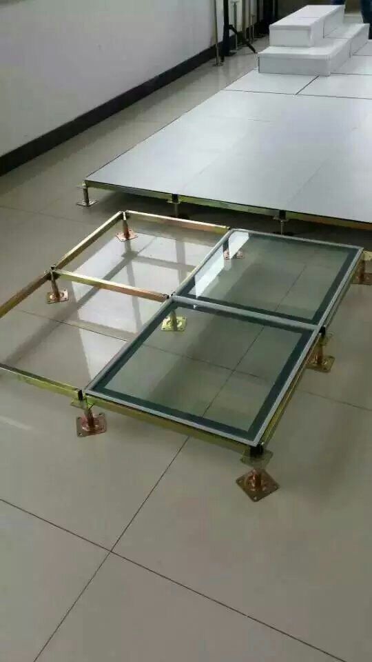玻璃地板