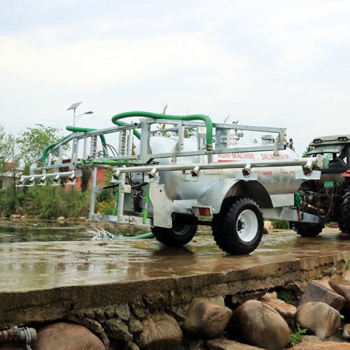 液态肥施肥罐车 畜禽粪尿液抛洒机 养殖场沼液喷洒车
