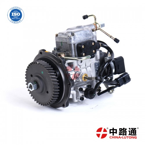 小松发动机柴油泵总成