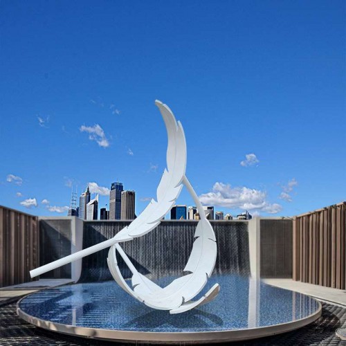 不锈钢镜面羽毛订制大型金属白钢铁艺镂空落地羽毛公园绿地雕塑